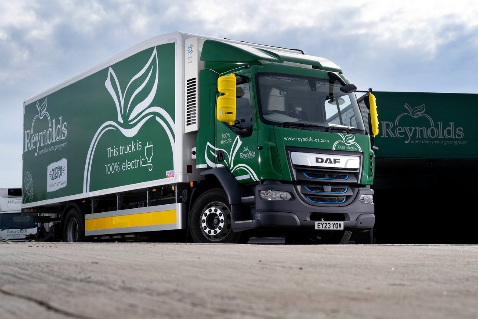 DAF LF Electric hits the road for Reynolds Catering