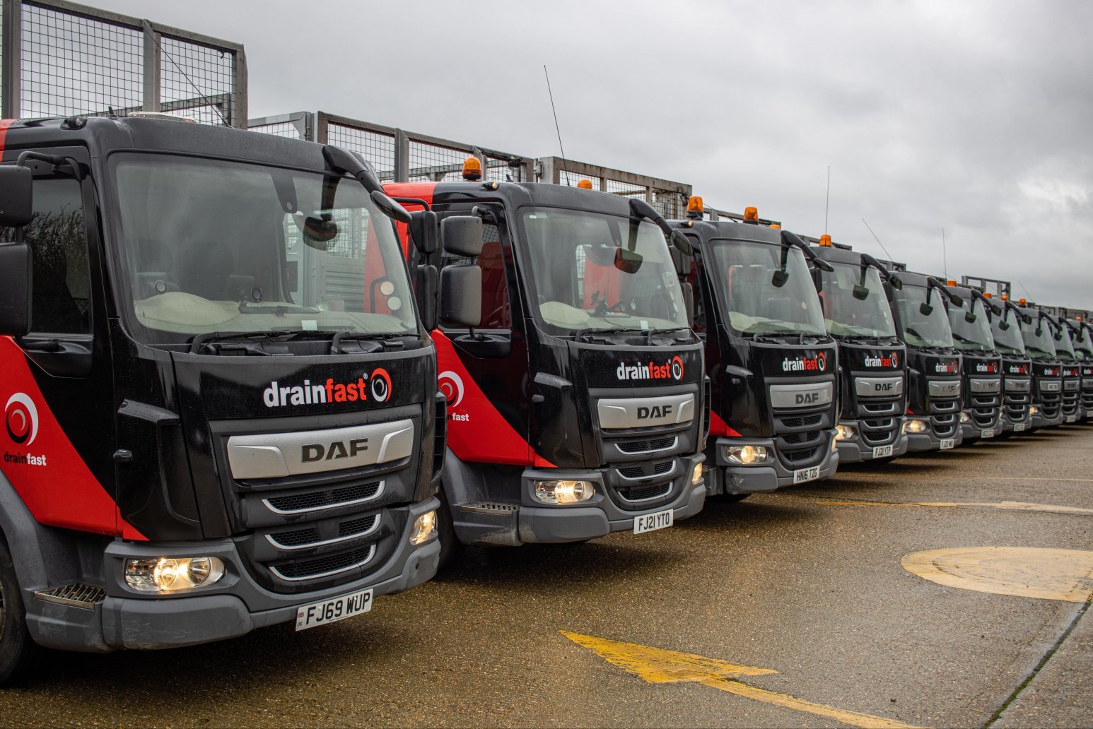 New DAF LFs go down a storm at Drainfast