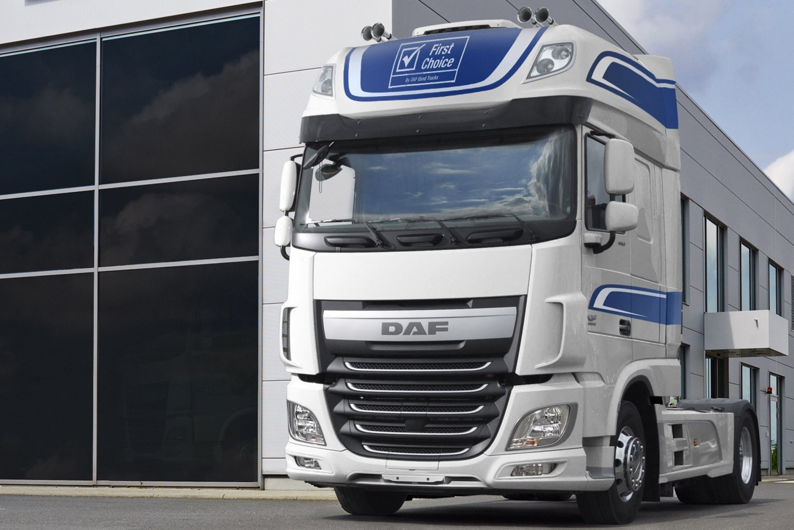 Nearly new DAF first choice trucks with full warranty