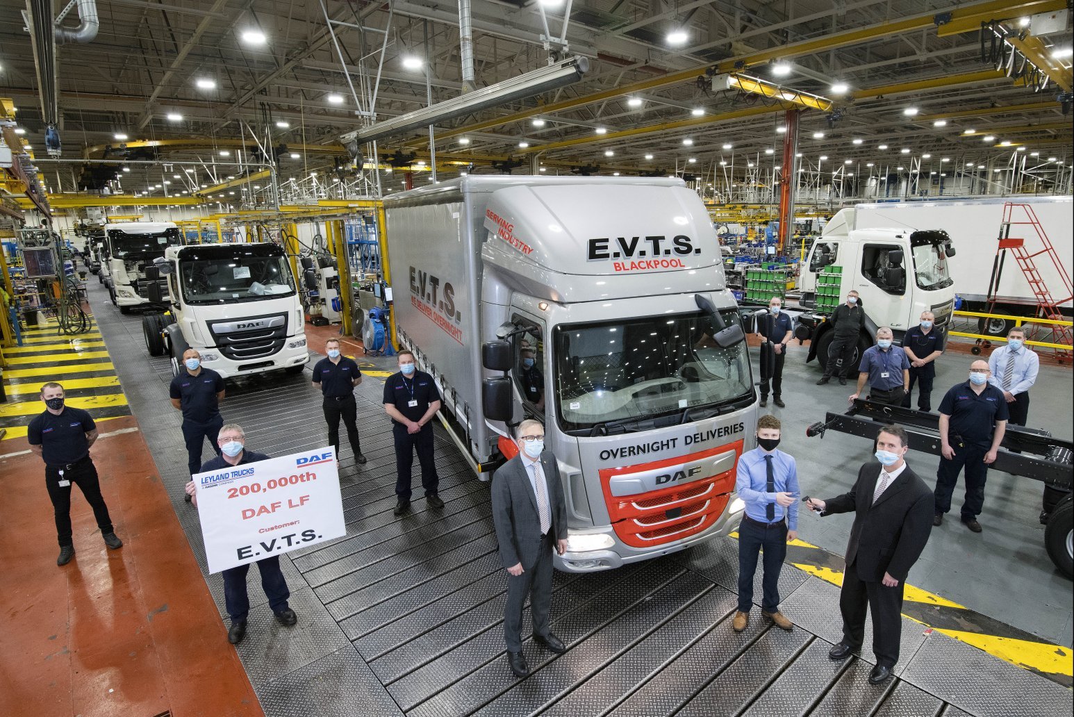 Leyland Trucks rolls-out 200,000th DAF LF