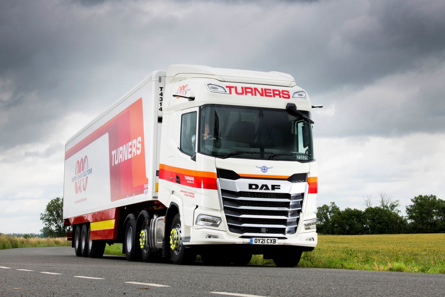 Turners take to the road with New Generation DAF XF