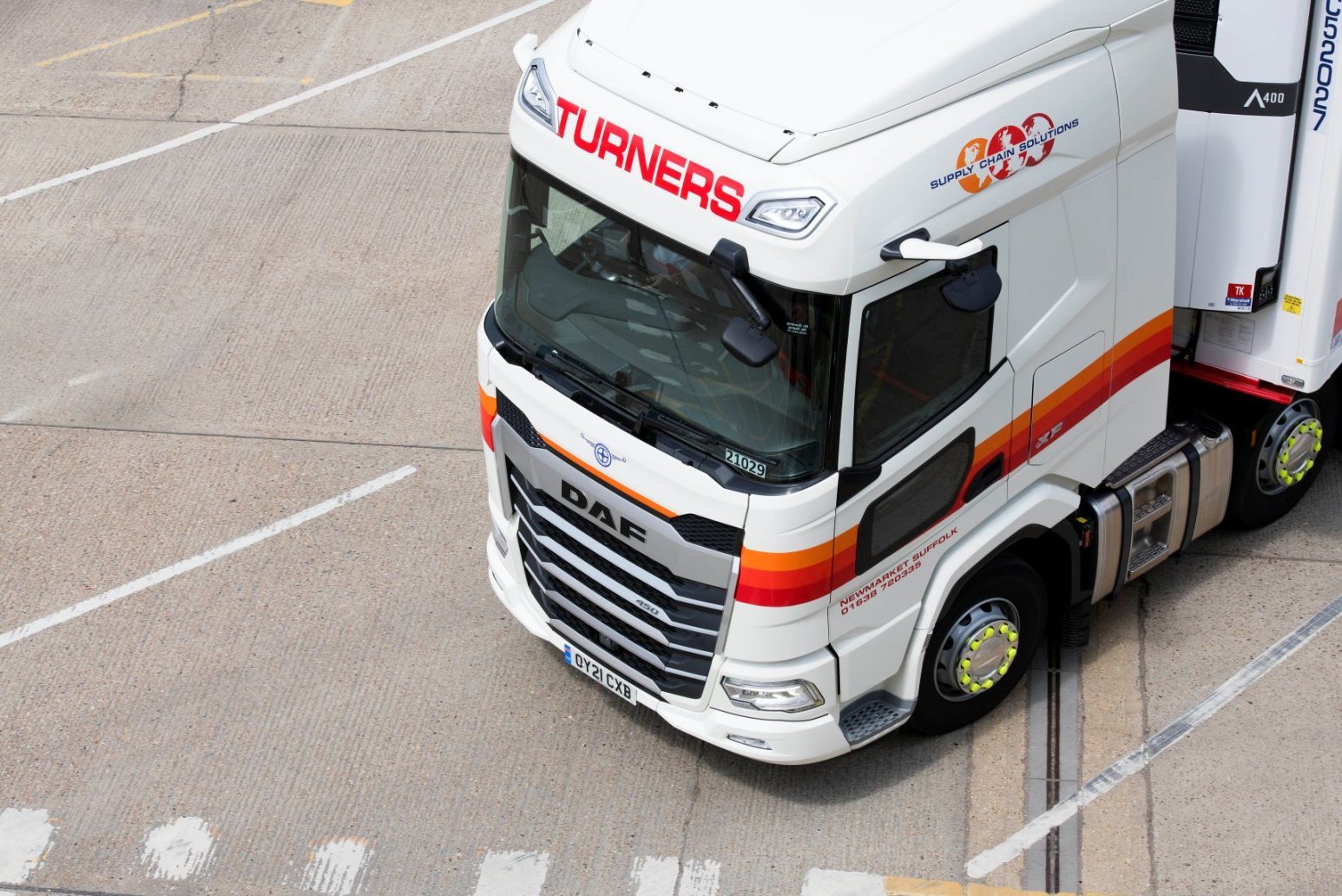 Turners take to the road with New Generation DAF XF